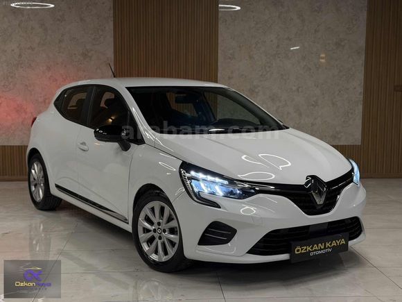 2023 TRAFİK ÇIKIŞLI HASAR KAYITSIZ 69BİNDE G.G.KAMERA