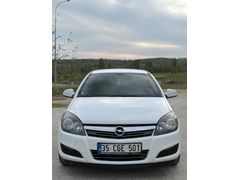  Orijinal Temiz Opel Astra 1.6 Essentia 2013 Model 