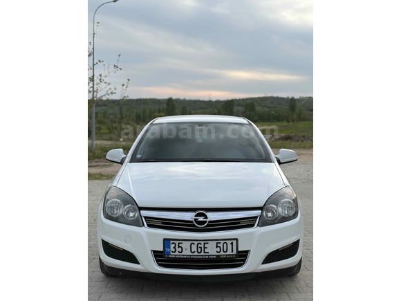  Orijinal Temiz Opel Astra 1.6 Essentia 2013 Model 