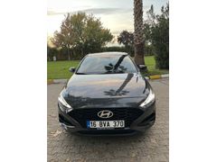 Sahibinden Hyundai i30 1.5 T-GDI Comfort 2025 Model  6.400 km Gri (titanyum)