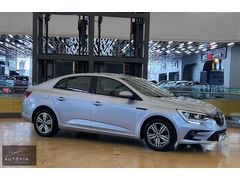 HATASIZ BOYASIZ TRAMERSİZ YENİ KASA 2023 MEGANE TOUCH