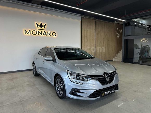 2024 RENAULT MEGANE 1.3 TCE TOUCH 69.000 KMDE