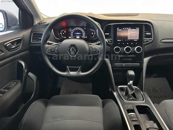 2024 RENAULT MEGANE 1.3 TCE TOUCH 69.000 KMDE