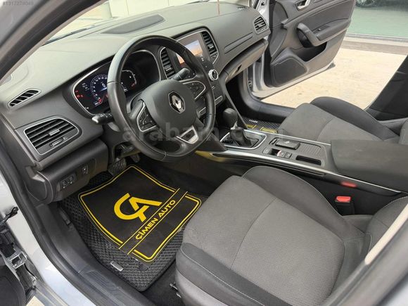 RENAULT MEGANE-2024-70 BİN KM-TOUCH-HAYALET-KEYLESS