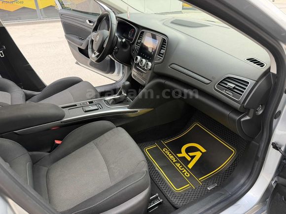 RENAULT MEGANE-2024-70 BİN KM-TOUCH-HAYALET-KEYLESS