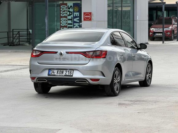RENAULT MEGANE-2024-70 BİN KM-TOUCH-HAYALET-KEYLESS
