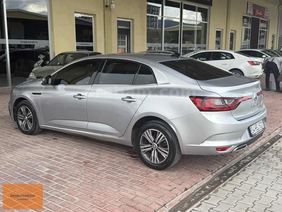 HATASIZ+BOYASIZ+DEĞİŞENSİZ MEGANE 1.3 TCE TOUCH GERİ GÖRÜŞ