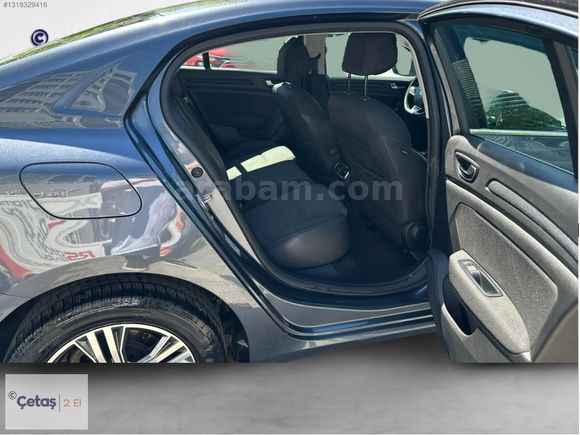 ÇETAŞ RENAULT BAHÇEŞEHİR'DEN 2024 MEGANE 1.3 TCE TOUCH EDC 140HP