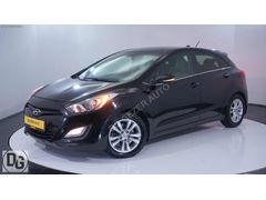 DG GEZER AUTO'DAN HATASIZ OTOMATİK 2013 HYUNDAİ İ30 1.6CRDİ