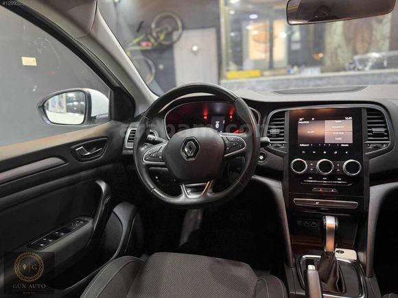 GÜN AUTO'DAN RENAULT MEGANE 4 TOUCH 2022 AİRBEG ORJİNAL