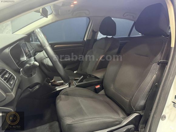 GÜN AUTO'DAN RENAULT MEGANE 4 TOUCH 2022 AİRBEG ORJİNAL