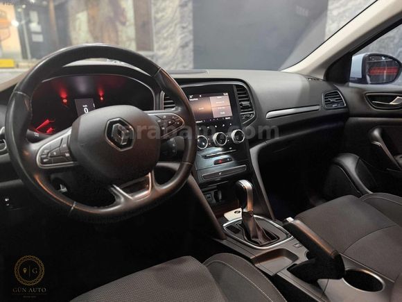 GÜN AUTO'DAN RENAULT MEGANE 4 TOUCH 2022 AİRBEG ORJİNAL