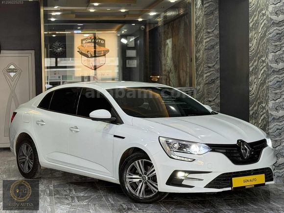 GÜN AUTO'DAN RENAULT MEGANE 4 TOUCH 2022 AİRBEG ORJİNAL