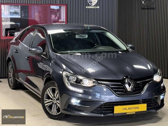 VRL MOTORS' 2022 RENAULT MEGANE -BOYASIZ-DEĞİŞENSİZ *66.000 KM