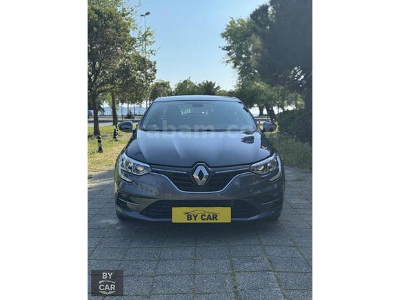 BY CAR DAN HATASIZ BOYASIZ TRAMERSİZ RENAULT MEGANE 1.5 DCI