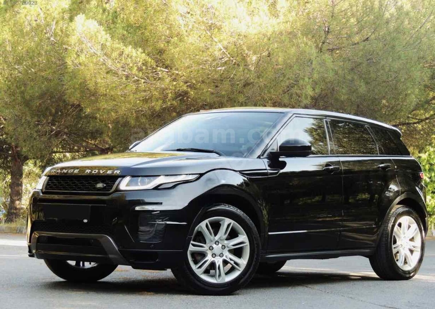 Sahibinden Land Rover Range Evoque 2.0 Si4 HSE Dynamic 2015 Model Bursa 189.815 km Siyah 2
