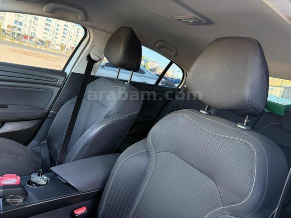 2017 MEGANE 1.5 DCİ TOUCH OTOMATİK 198KM HATASIZ