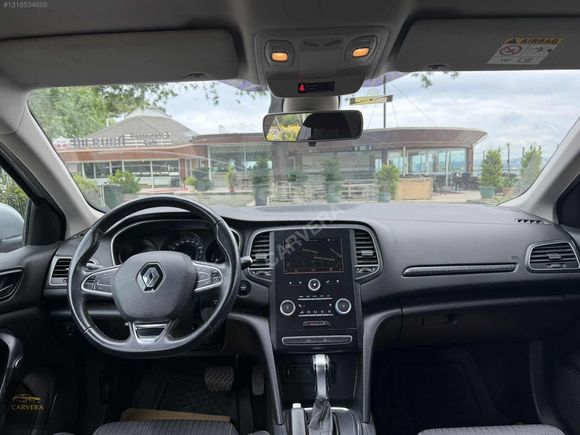 CARVERA'DAN MEGANE TOUCH , ÇELİK JANT , NAVİGASYON , GERİ GÖRÜŞ.