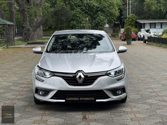 CARVERA'DAN MEGANE TOUCH , ÇELİK JANT , NAVİGASYON , GERİ GÖRÜŞ.