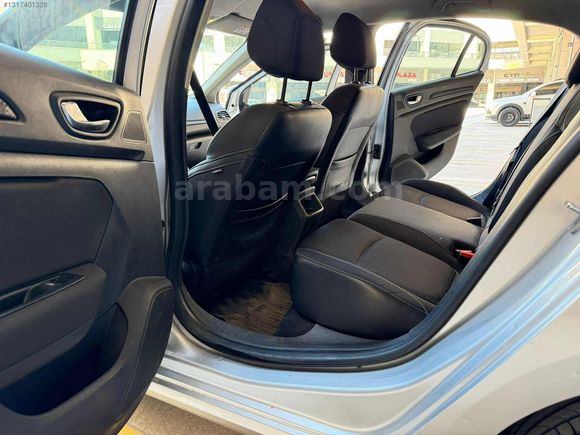 NPK MOTORSDAN 2019 MODEL MEGANE HATASIZ TOUCH PLUS OTOMATİK