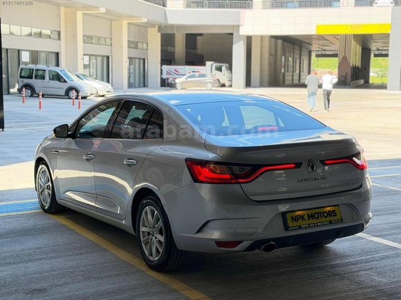 NPK MOTORSDAN 2019 MODEL MEGANE HATASIZ TOUCH PLUS OTOMATİK