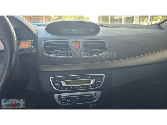 TOYOTA PLAZA TOKULLAR'DAN 2015 MEGANE HB 1.5 DCİ TOUCH PLUS