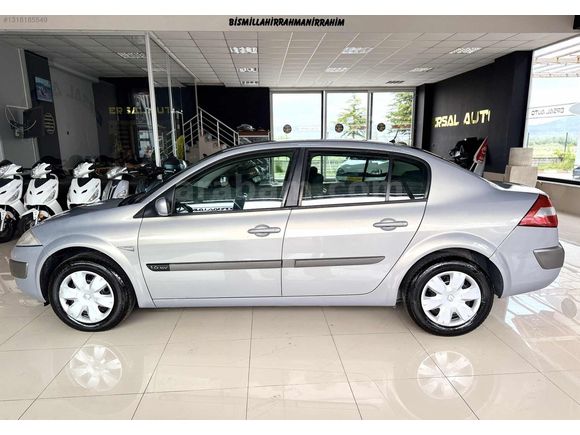 186 KM DE MEGAN 2 SPORTWAY 1.6 16V
