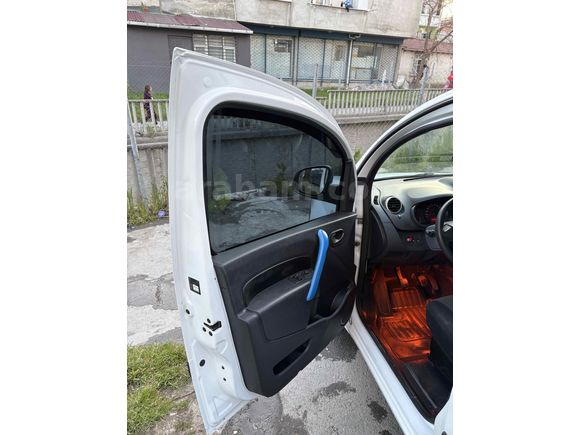 Sahibinden Renault Kangoo Express 1.5 dCi Maxi Touch 2021 Model 