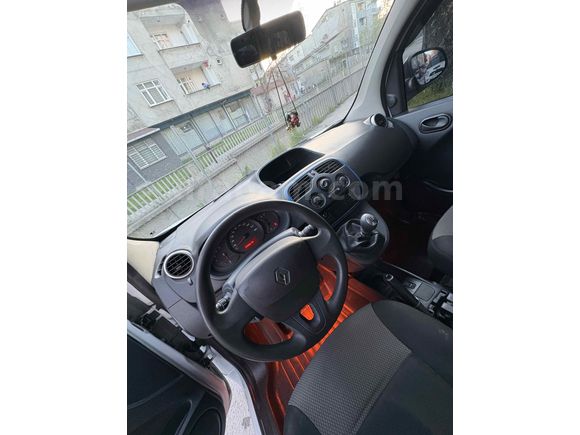 Sahibinden Renault Kangoo Express 1.5 dCi Maxi Touch 2021 Model 