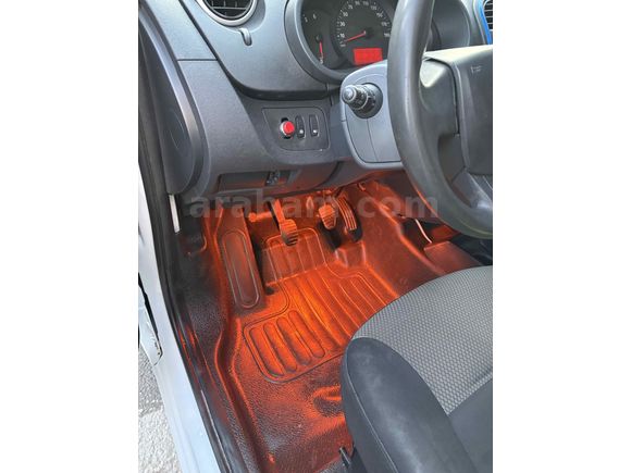 Sahibinden Renault Kangoo Express 1.5 dCi Maxi Touch 2021 Model 