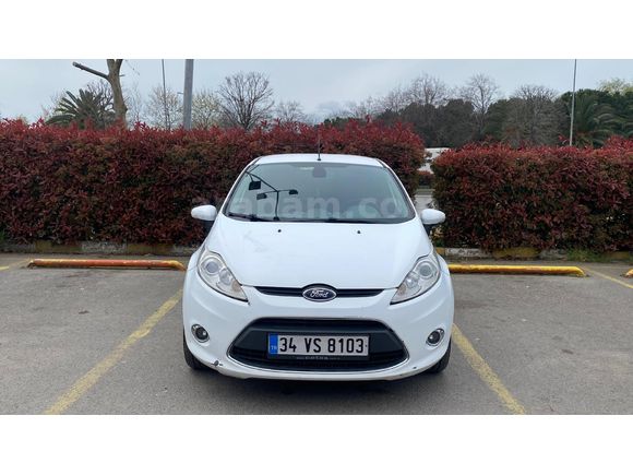 Sahibinden Ford Fiesta 1.4 Titanium 2011 Model