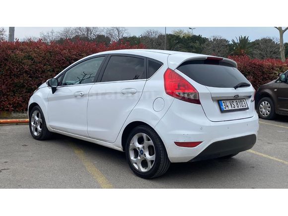 Sahibinden Ford Fiesta 1.4 Titanium 2011 Model