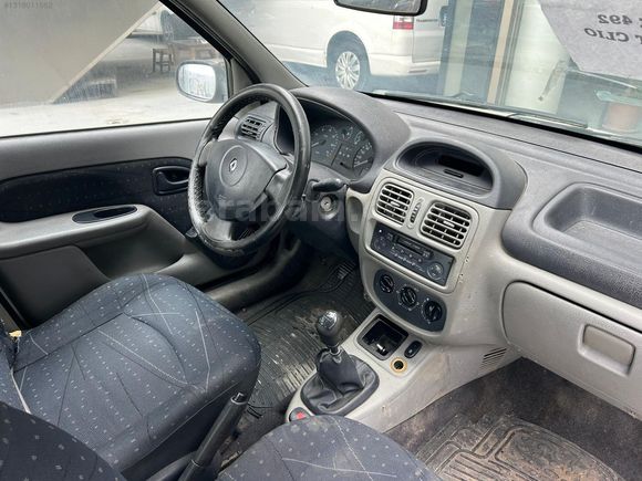 ALDATMAZ OTOPORT 2003 MODEL RENAULT CLİO EXPRESSİON 1.6 16V