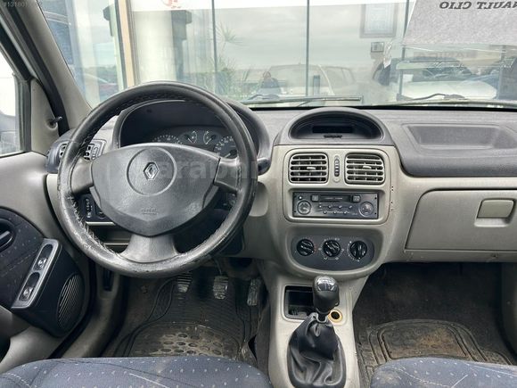 ALDATMAZ OTOPORT 2003 MODEL RENAULT CLİO EXPRESSİON 1.6 16V