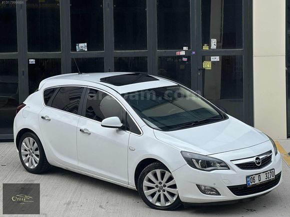 HATASIZ BOYASIZ SUNROOFLU FULL PAKET COSMO ASTRA J