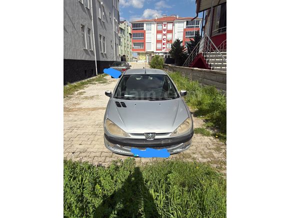 Sahibinden Peugeot 206 1.4 HDi X-line 2004 Model  319.000 km Gri (Gümüş)
