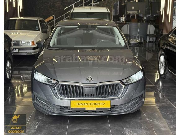UZMAN OTOMOTİVDEN 2024 SKODA OCTAVİA 1.5 TSİ e-TEC ELİTE HATASIZ