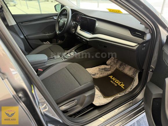 AKGÜL AUTO TEMİZ 2025 ÇIKIŞ LI KM:46 BİNDEDİR BOYASIZ