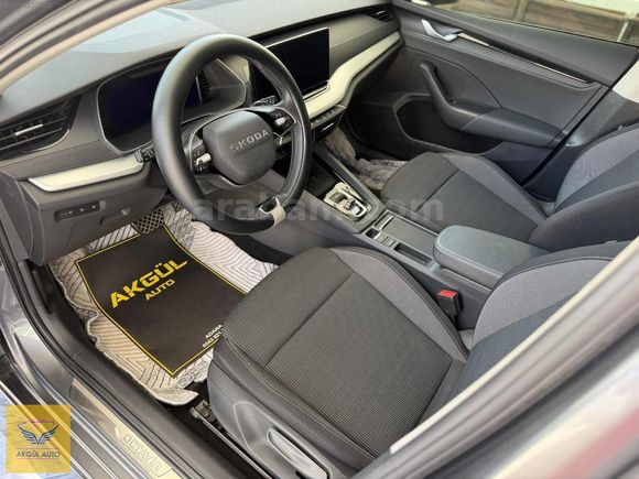 AKGÜL AUTO TEMİZ 2025 ÇIKIŞ LI KM:46 BİNDEDİR BOYASIZ