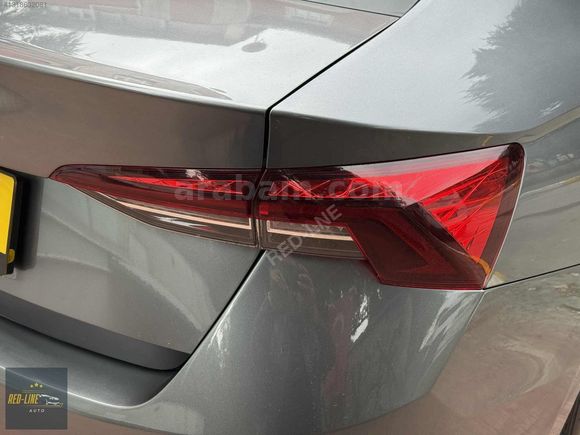 20 bin KM İLK ELDEN 1.5 MHEV HİBRİT SKODA OCTAVİA