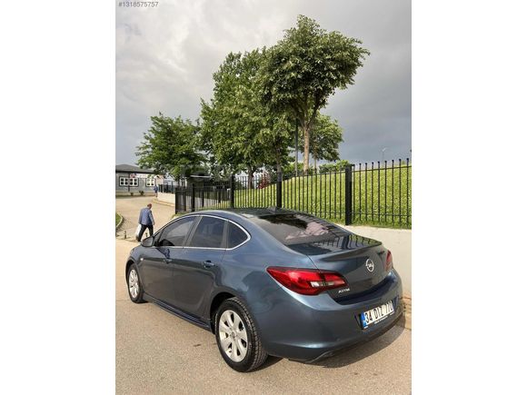 DEĞİŞENSİZ OPEL ASTRA TAKAS OLUR
