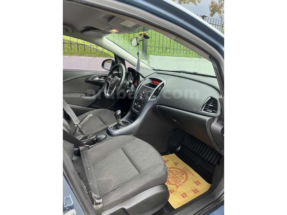 DEĞİŞENSİZ OPEL ASTRA TAKAS OLUR