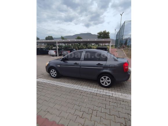 Sahibinden Hyundai Accent Era 1.5 CRDi Mode 2012 Model
