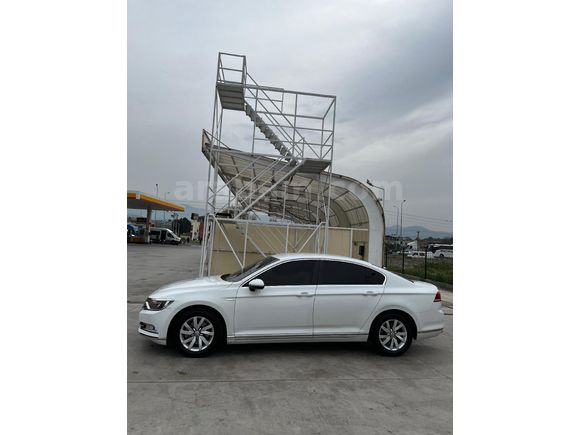 MEMURDAN DEĞİŞENSİZ PASSAT B8
