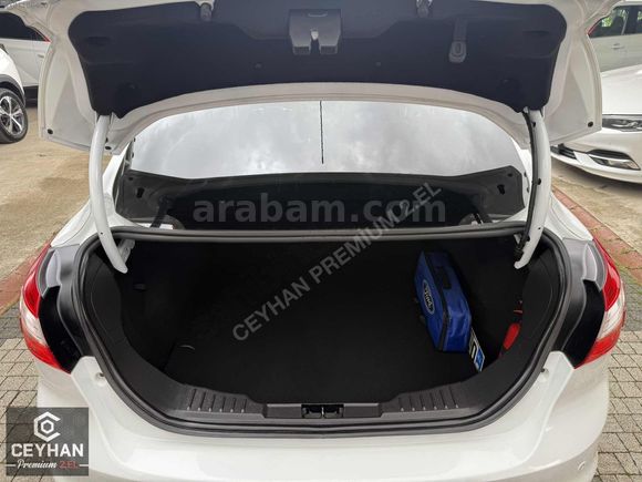 BOYASIZ 2014 MODEL/57.000KM/TİTANIUM SMART/BAKIMLI/SONY SES/SFR