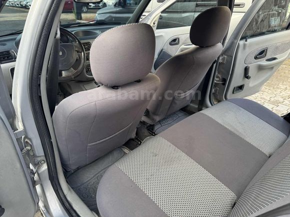 AY'CAR'DAN 2006 KLİMALI TAM BAKIMLI