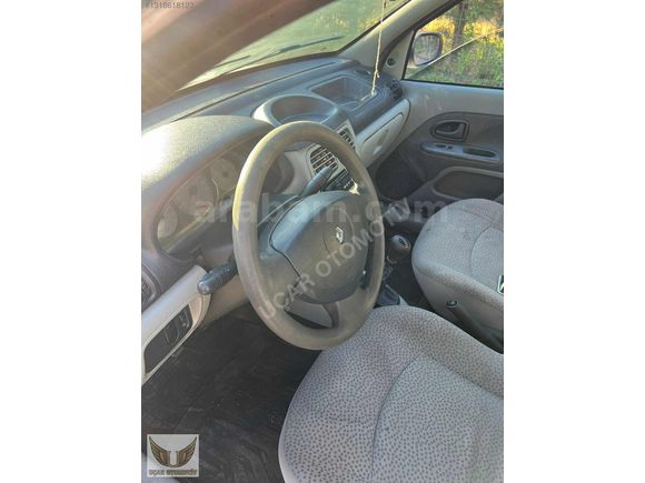 2006 CLİO 210.000 KM.DE TAVAN BOYASIZ