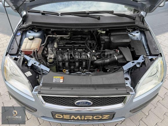 //188.000// KM FORD FOCUS 1.6 16V GHİA 115 HP EMSALSİZ