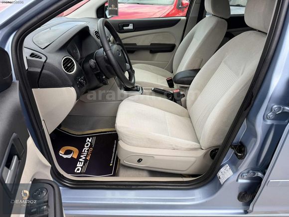 //188.000// KM FORD FOCUS 1.6 16V GHİA 115 HP EMSALSİZ