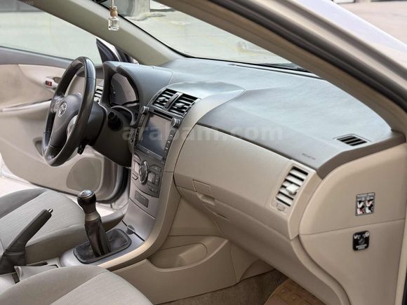 TOYOTA COROLLA 1.6 ELEGANT DEĞİŞENSİZ STAR/STOP'LU EMSALSİZZ